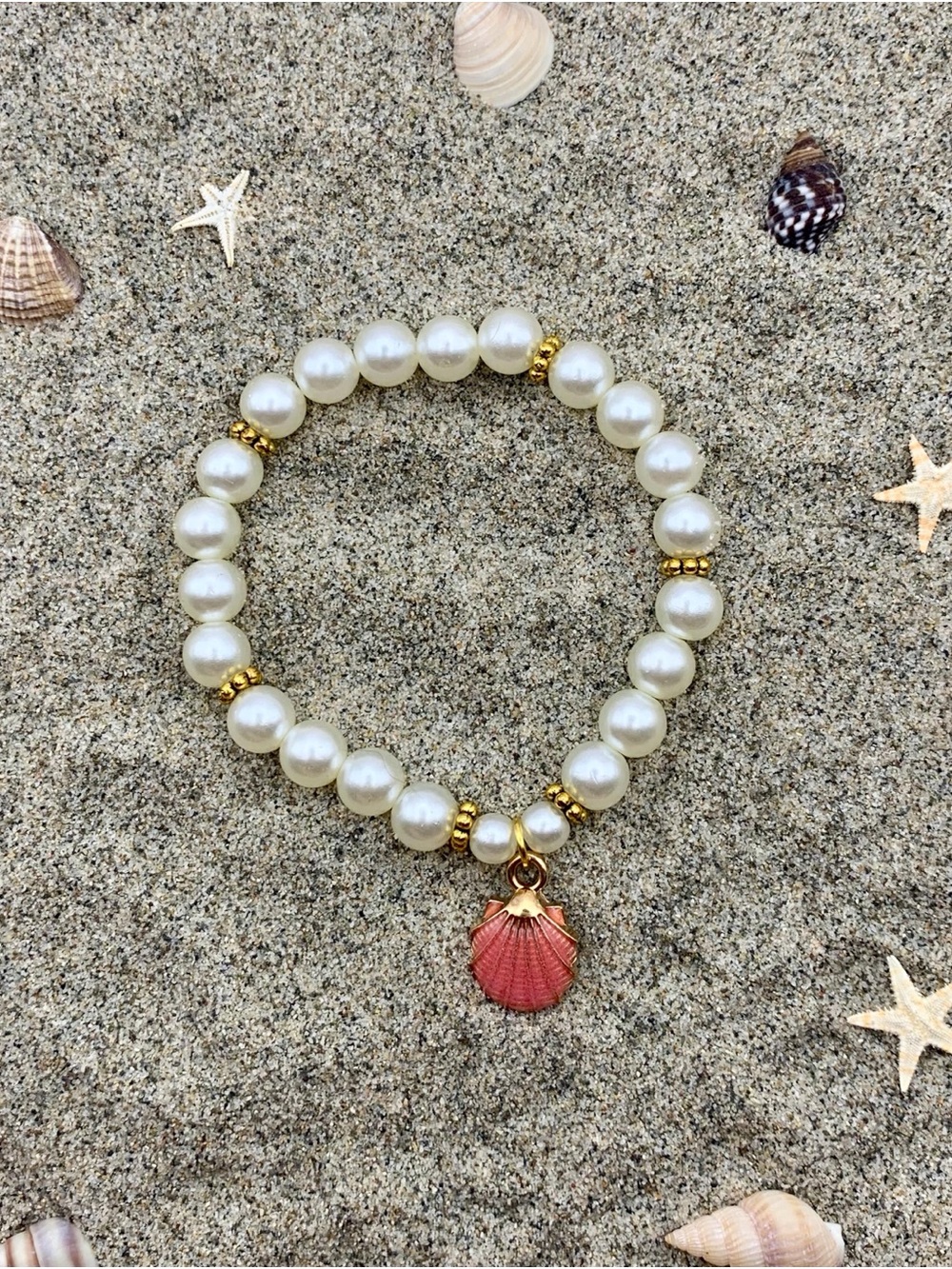 Pearl Bead Bracelet with Pink Shell Charm
